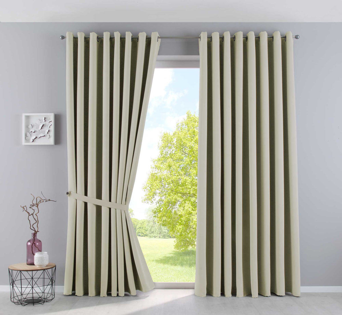 Vorhang Blickdicht »NewYork« 1er-Pack Thermo-Gardine Verdunkelungsvorhang Blackout Ösen schalldämmend UV-Schutz Raffhalter 201920600 Vorhang 2019201600beige-295_1 | girdainenbox.com