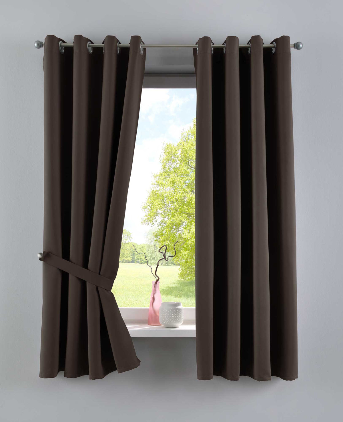 Vorhänge Blickdicht »NewYork« 2er-Pack Thermo-Gardinen Verdunkelungsvorhang Blackout Ösen schalldämmend UV-Schutz Raffhalter 201920600-2 Braun HxB 160x140 cm Vorhang Set 201920600-2braun-160 | girdainenbox.com