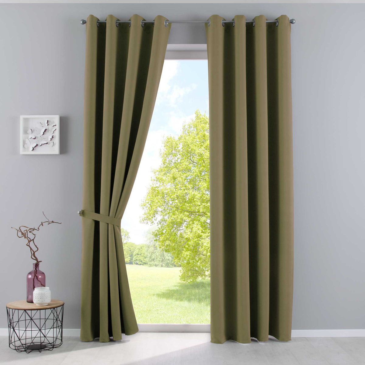 Vorhänge Blickdicht »NewYork« 2er-Pack Thermo-Gardinen Verdunkelungsvorhang Blackout Ösen schalldämmend UV-Schutz Raffhalter 201920600-2 Oliv HxB 225x140 cm Vorhang Set 201920600-2oliv_0b3bde98-b8dc-4653-be1d-9c18e562cc0f | girdainenbox.com