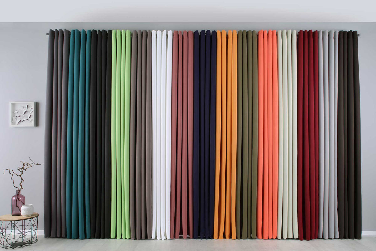 Vorhänge Blickdicht »NewYork« 2er-Pack Thermo-Gardinen Verdunkelungsvorhang Blackout Ösen schalldämmend UV-Schutz Raffhalter 201920600-2 Vorhang Set 201920600-2var | girdainenbox.com