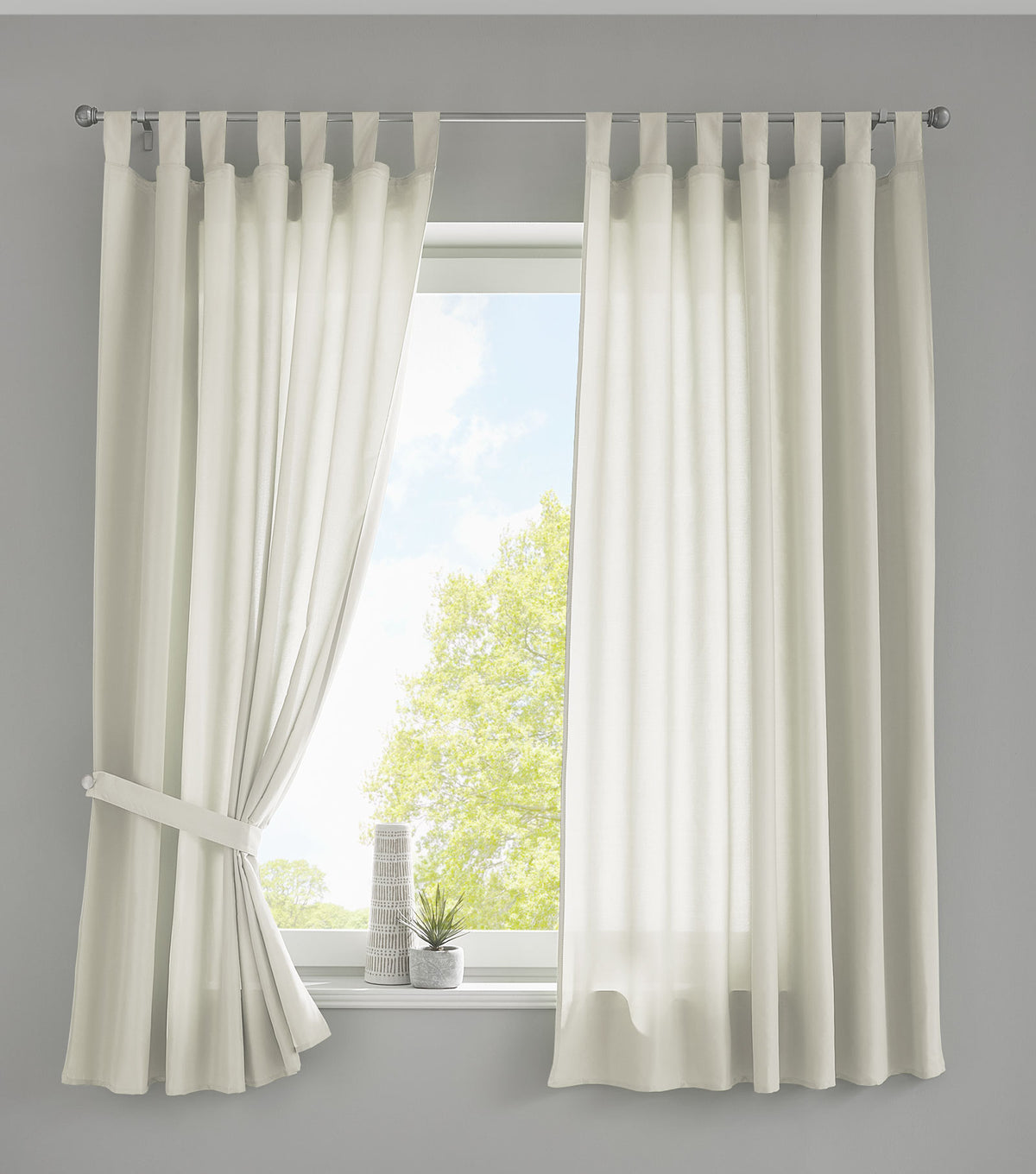 2er Set Vorhänge Schal Schlaufen »Berlin« Microsatin Lichtdurchlässig Kräuselband Uni Matt 20400N2 Creme HxB 175x140 cm Vorhang 20400N2creme-175_2 | girdainenbox.com
