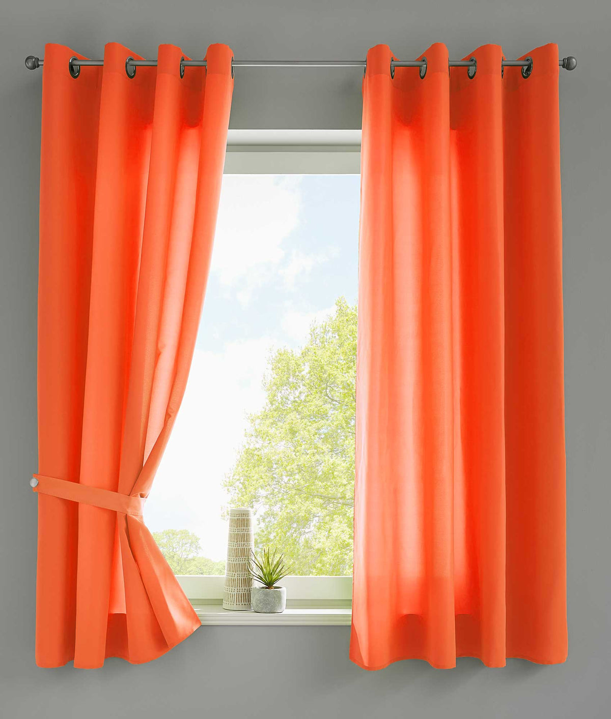 2er Set Vorhänge Schal Ösen »Berlin« Microsatin Lichtdurchlässig Uni Matt 20405N2 Orange HxB 175x140 cm Vorhang 20405N2orange-175_0655c720-eec5-4fe4-a99a-156da48d3178 | girdainenbox.com