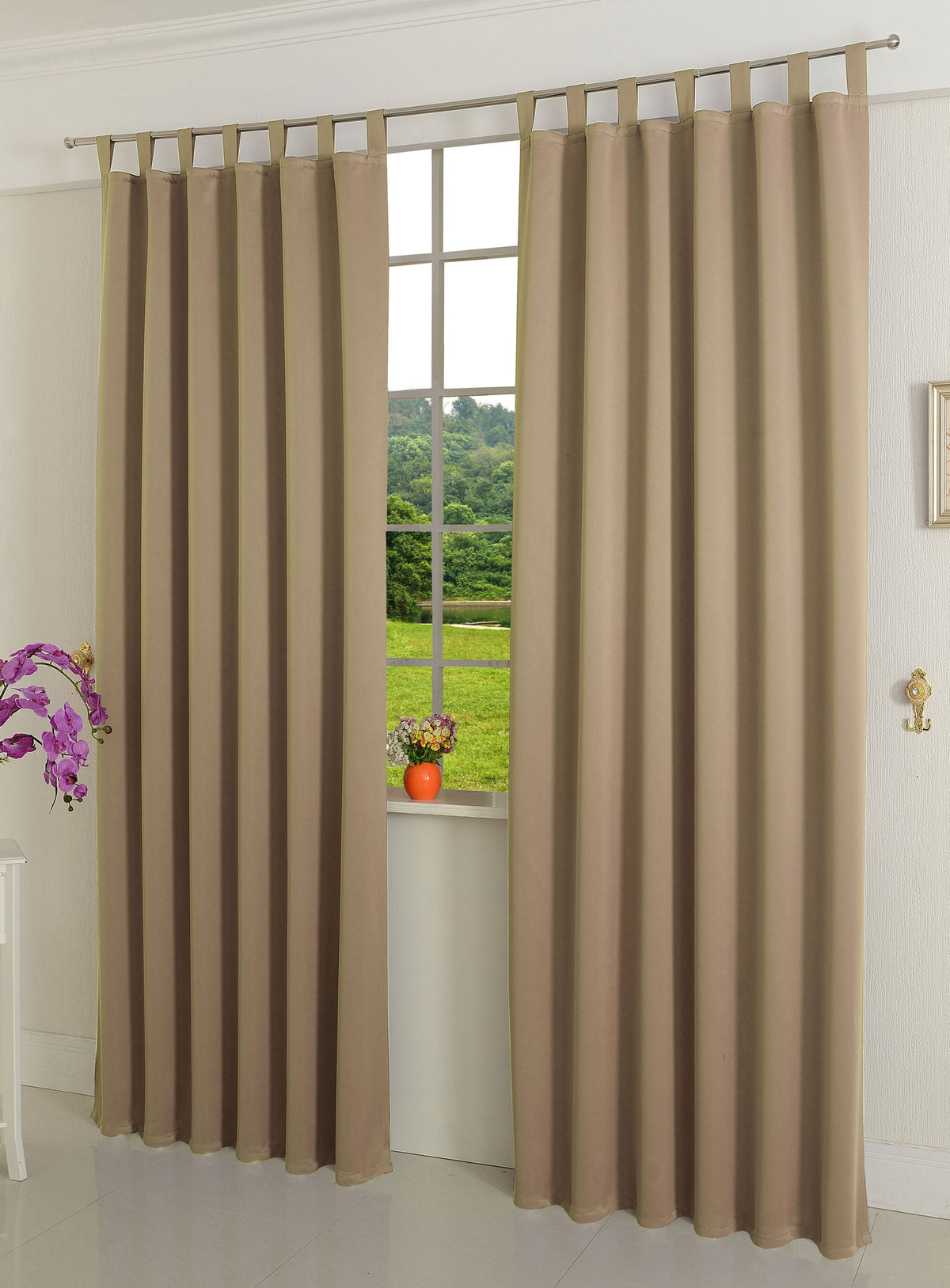 Verdunkelungsvorhag mit Schlaufen matt uni Farben aus weichfallenden blickdichten Stoff blickdicht Blackout 20610 Sand 245x135 (HxB) Vorhang 20610sand | girdainenbox.com
