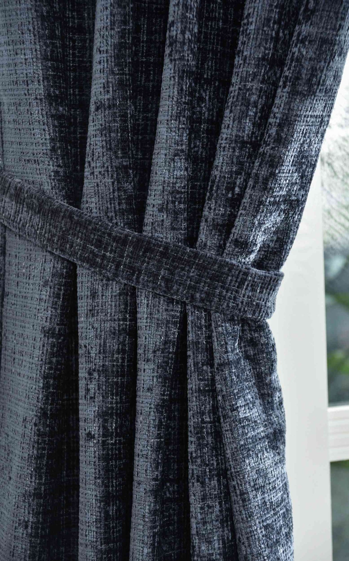 Vorhang Chenille Jacquard »RIGA« mit Multiband-Aufhängung Luxuriöser Stil für Ihr Zuhause 2023500 Vorhang Img1466 | girdainenbox.com
