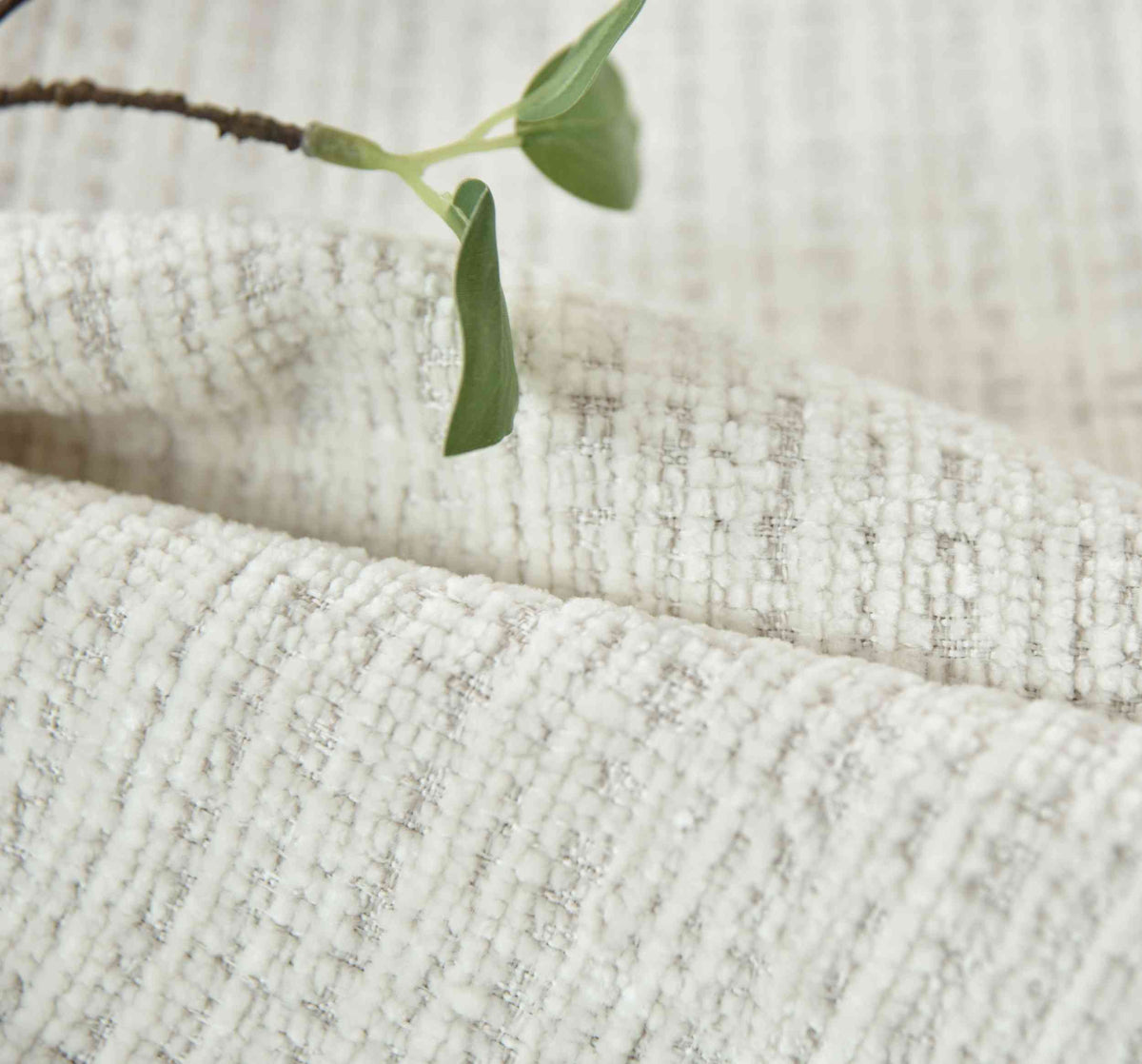 Vorhang Chenille Jacquard »RIGA« mit Multiband-Aufhängung Luxuriöser Stil für Ihr Zuhause 2023500 Vorhang Img1535 | girdainenbox.com