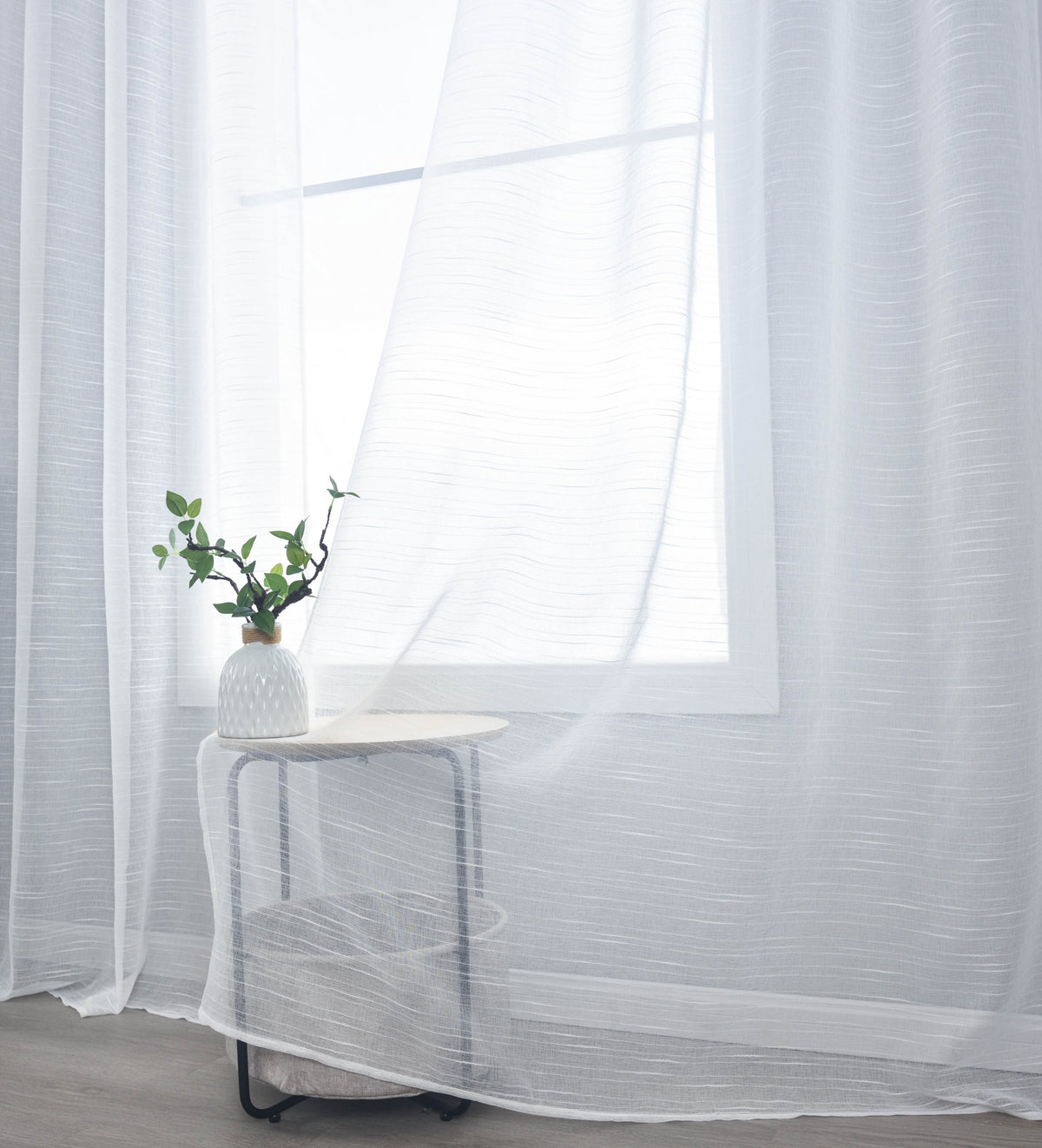 2er Set Gardinen »Dresden« Ösen HxB 245x135 cm Natur Raffhalter filigran leicht modern elegant Linienmuster 202440-2 Gardinenschal Img7318_94c9aad1-a930-4b7a-99ee-494f32fe9c2d | girdainenbox.com