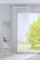 Fadengardine mit Tunneldurchzug und eingenähtem Kräuselband, geeignet für Gardinenstangen und Gardinenschienen Fadenvorhang Fadenstore Raumteiler 20303CN Weiß Lurex HxB 250x140 cm Fadengardine 20303CNweiss_lurex_400651a6-9b62-4273-976c-0f339bb8561b | girdainenbox.com