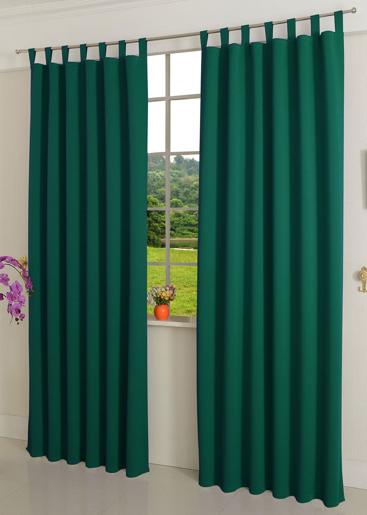 Verdunkelungsvorhag mit Schlaufen matt uni Farben aus weichfallenden blickdichten Stoff blickdicht Blackout 20610 Grün 245x135 (HxB) Vorhang 20610gruen | girdainenbox.com