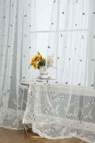 Gardine Raschel Stickerei Design »Florenz« Multiband für Gardinenschiene und Gardinenstange Elegante Fensterdekoration 2023200 Gardinenschal 593A0109 | girdainenbox.com