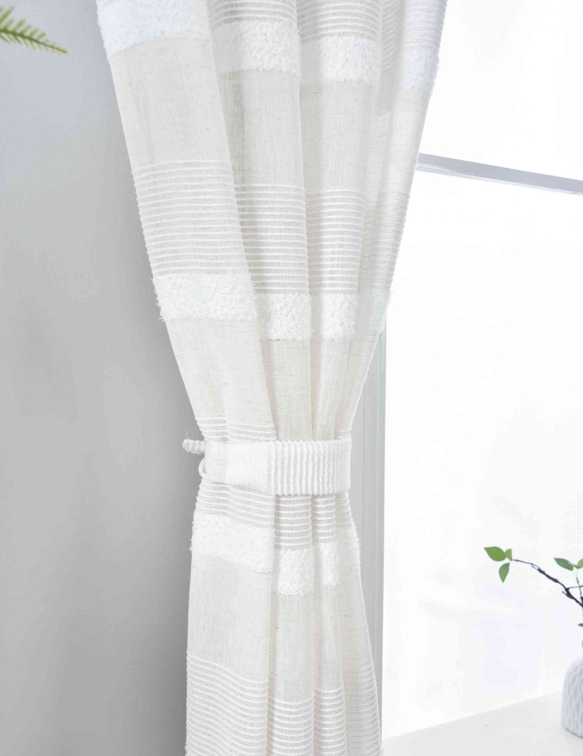 Halbtransparente Gardine mit Ösen HxB 245x140 cm Natur Meliert »Halle« Chenille Leinenbindung Lichtdurchlässig Halbtransparent 202480 Gardinenschal Img6440 | girdainenbox.com