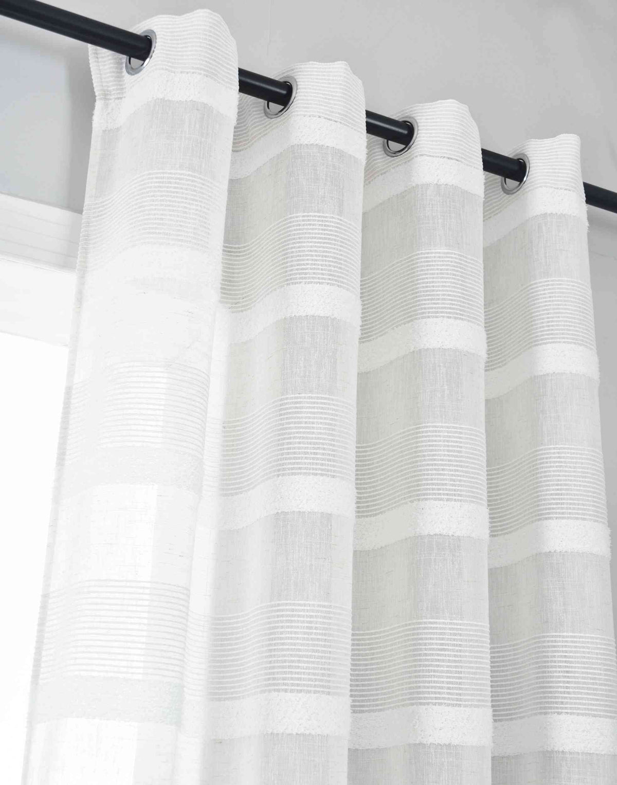 Halbtransparente Gardine mit Ösen HxB 245x140 cm Natur Meliert »Halle« Chenille Leinenbindung Lichtdurchlässig Halbtransparent 202480 Gardinenschal Img6442 | girdainenbox.com